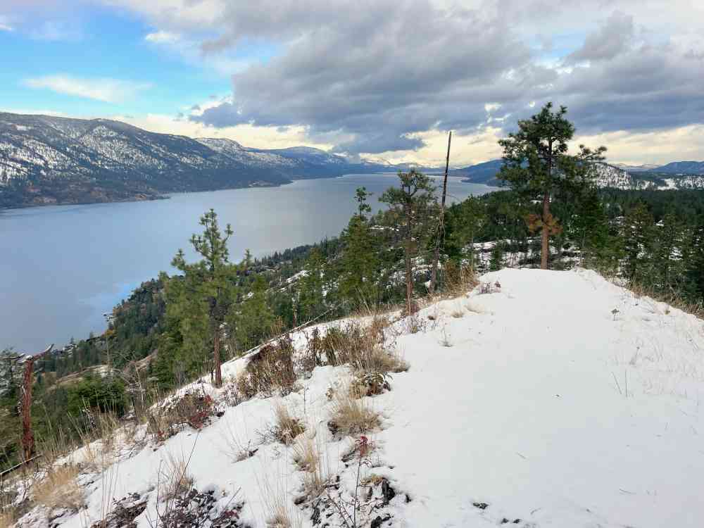 Hike Wilden Ridge (Kelowna)