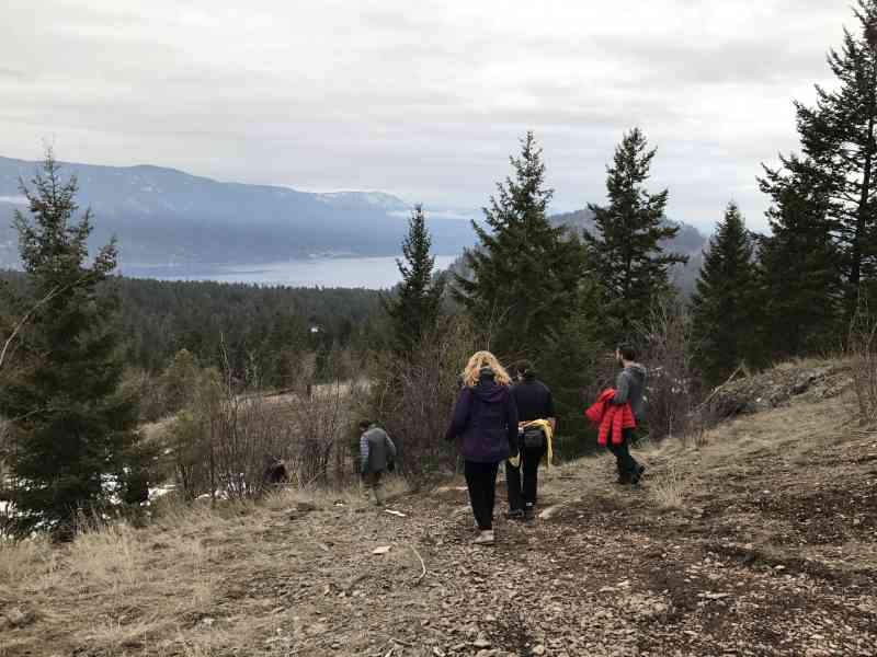 Stephens Coyote Ridge: Light Blue Lake