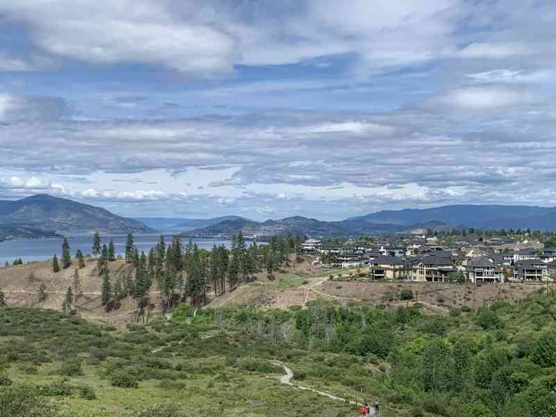 A660DC42-6B42-4D4A-91D8-C15FE709388B