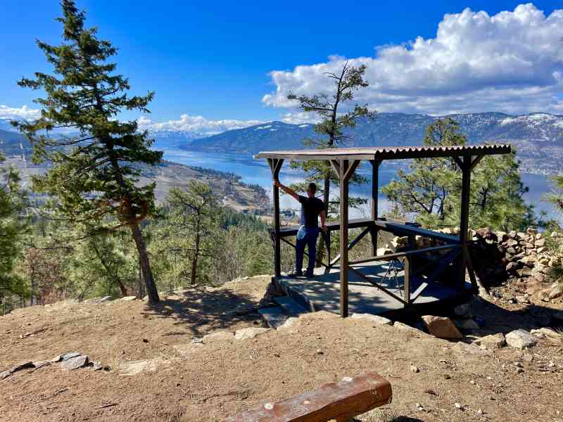 Spion Kop Cocktail Cabin Loop