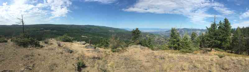 Bluenose Mountain